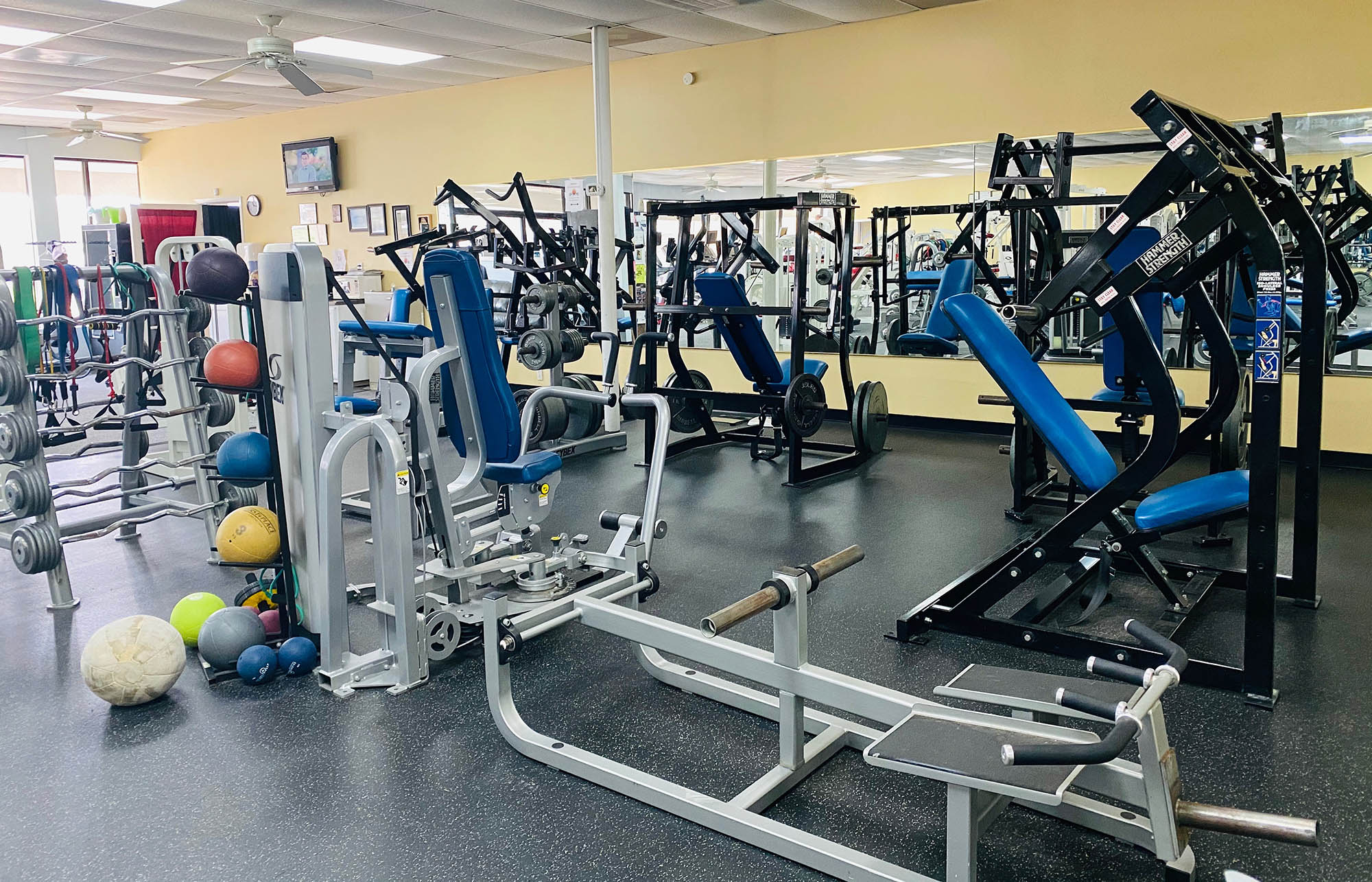 Fitness Plus TX – Bellville, TX Gym